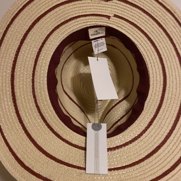 O’Neill straw hat - Picture 4 of 6